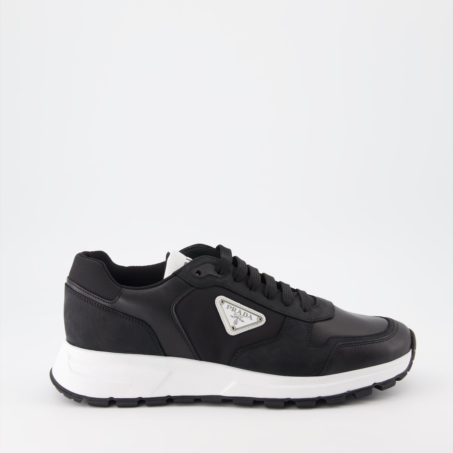 Zapatillas de Cuero Negro y Re-Nylon Prada Hombre WE IN STYLE