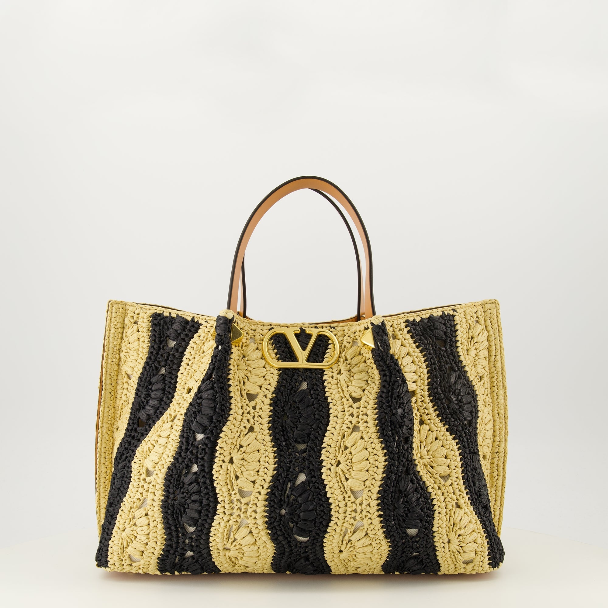 Raffia and Leather Tote Bag - Valentino Garavani - Women | WE IN STYLE