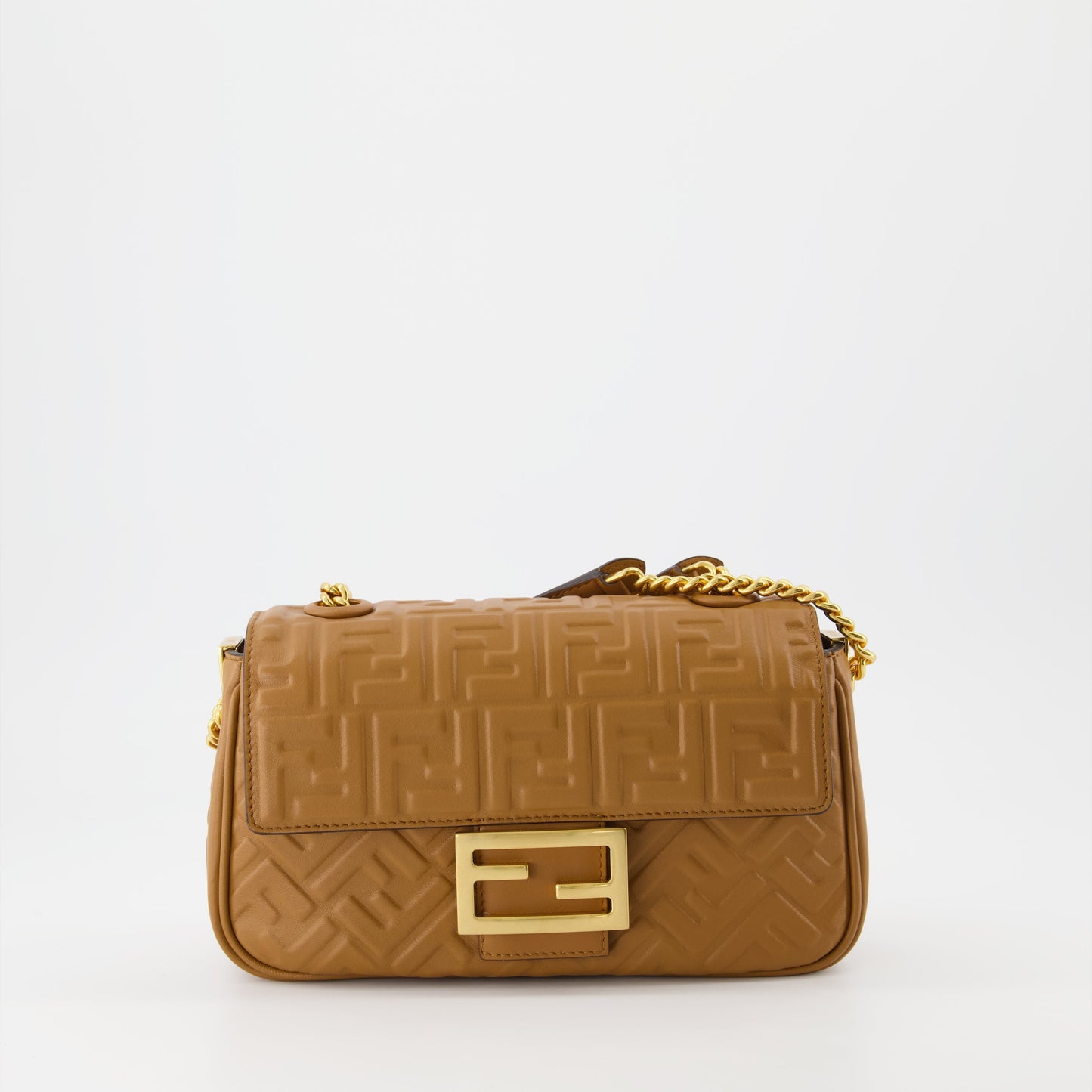 Fendi Baguette bag, luxury leather bag, women's designer handbag, brown leather handbag, elegant Fendi accessories