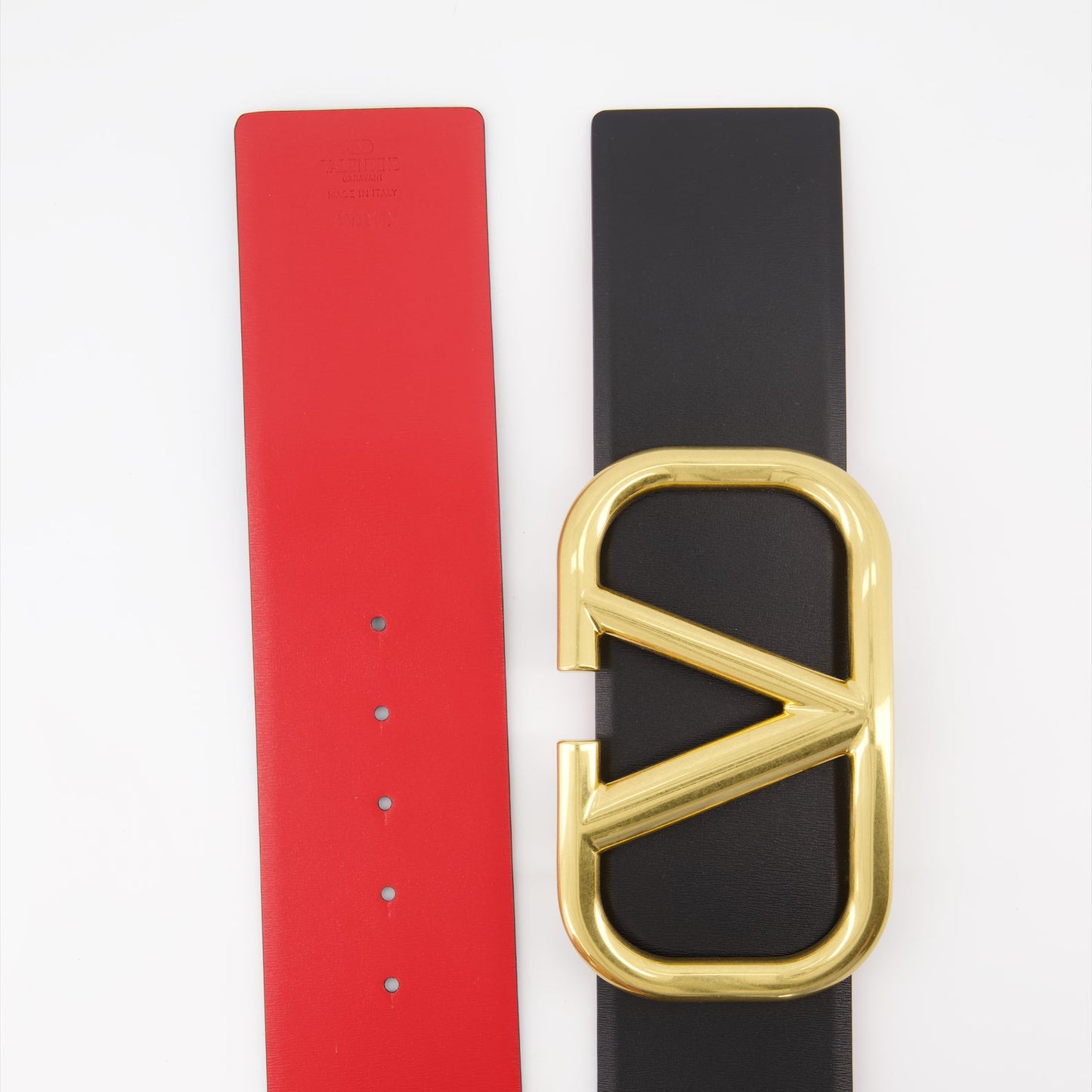 Valentino Garavani belt, VLogo belt, reversible belt, women's luxury accessories, designer belt