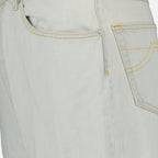 フレアジーンズ