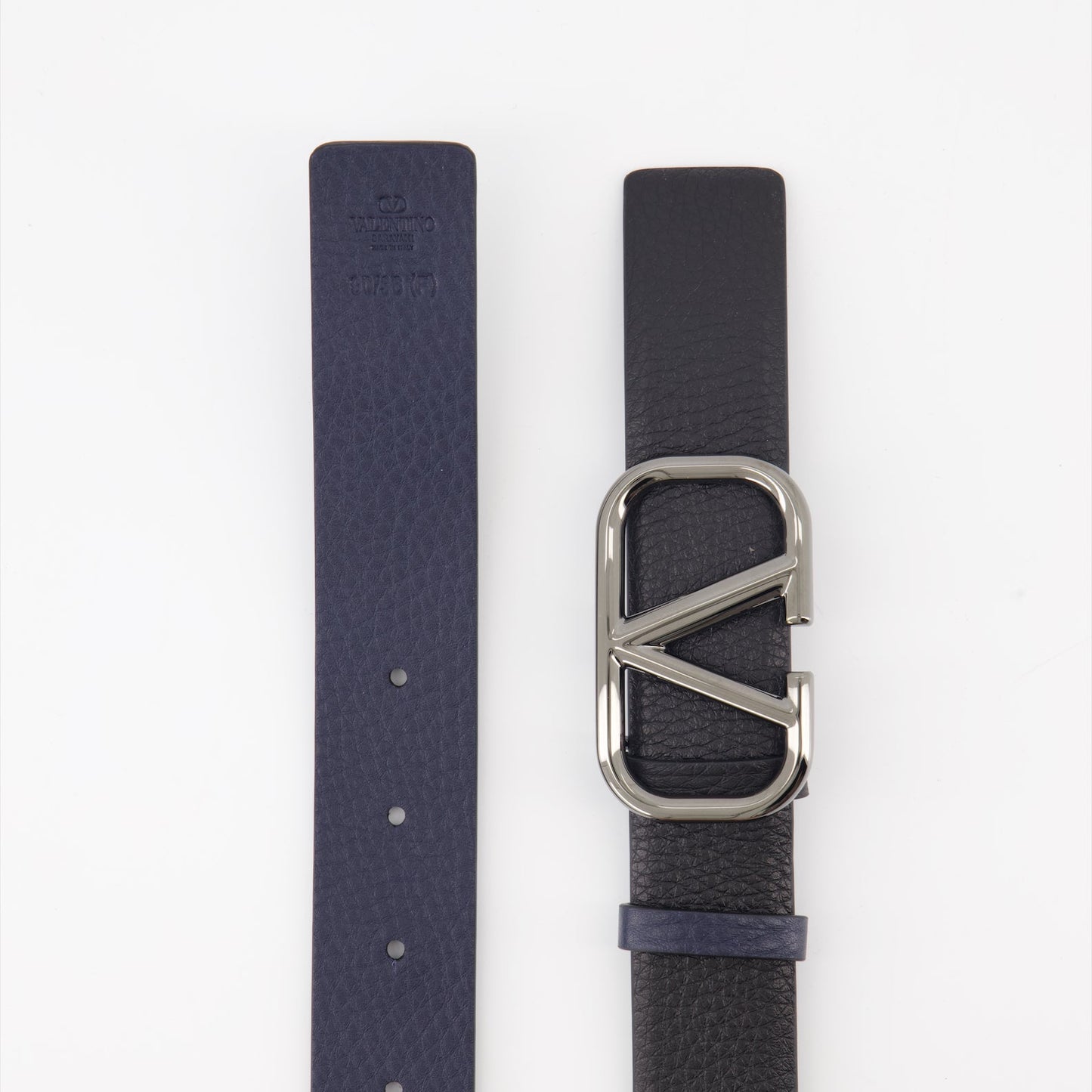 Valentino Garavani, reversible belt, luxury accessory, VLogo buckle, designer belt