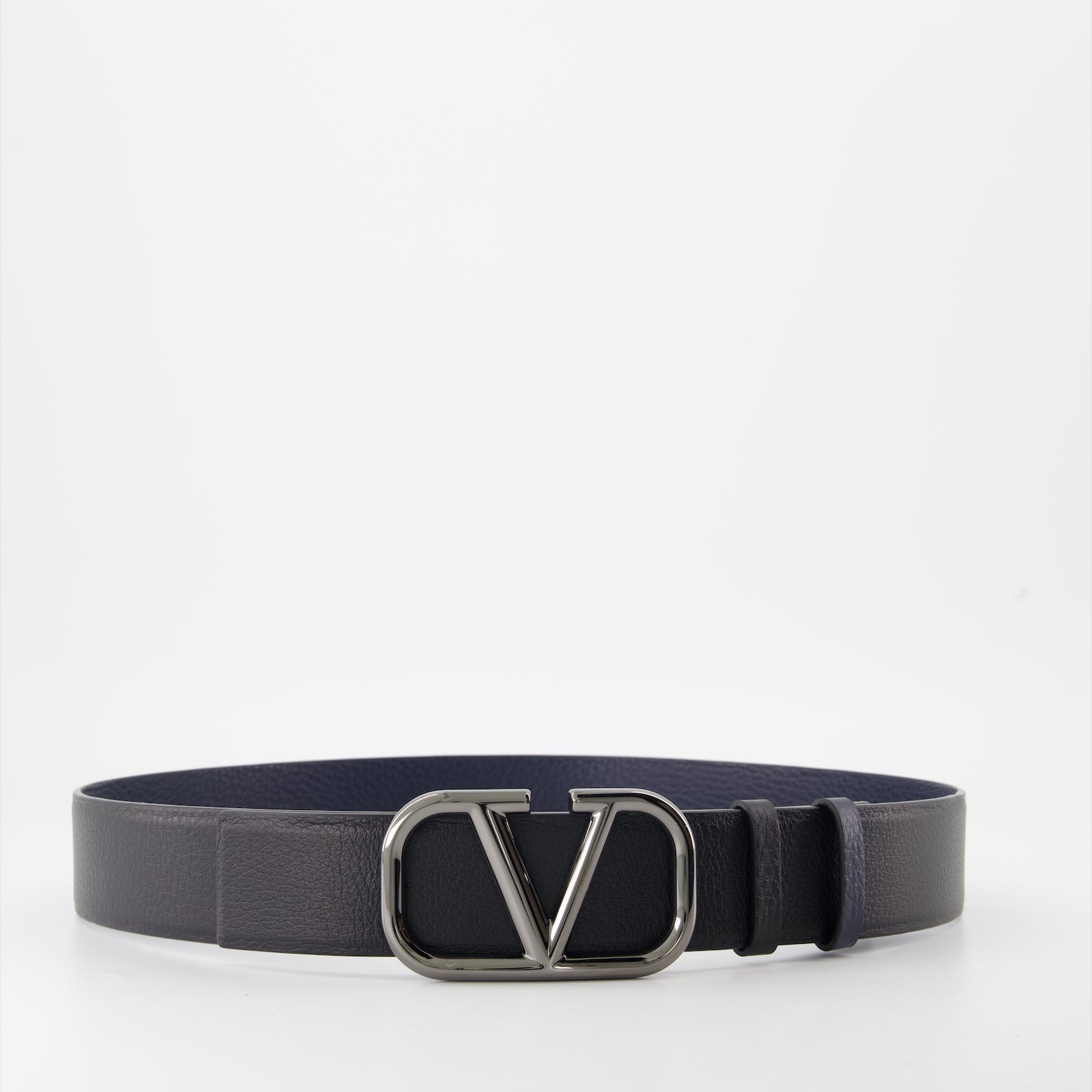 reversible belt, VLogo buckle, Valentino Garavani, luxury accessory, blue-black belt