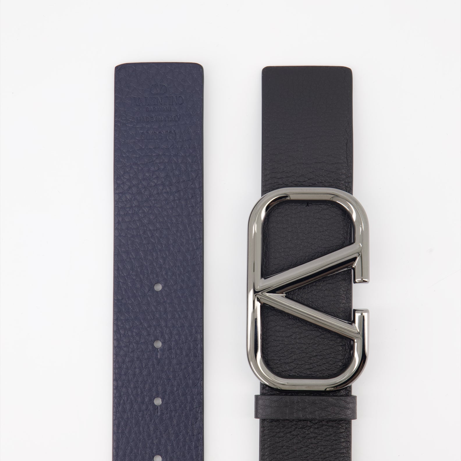 reversible belt, VLogo buckle, Valentino Garavani, luxury accessory, blue-black belt