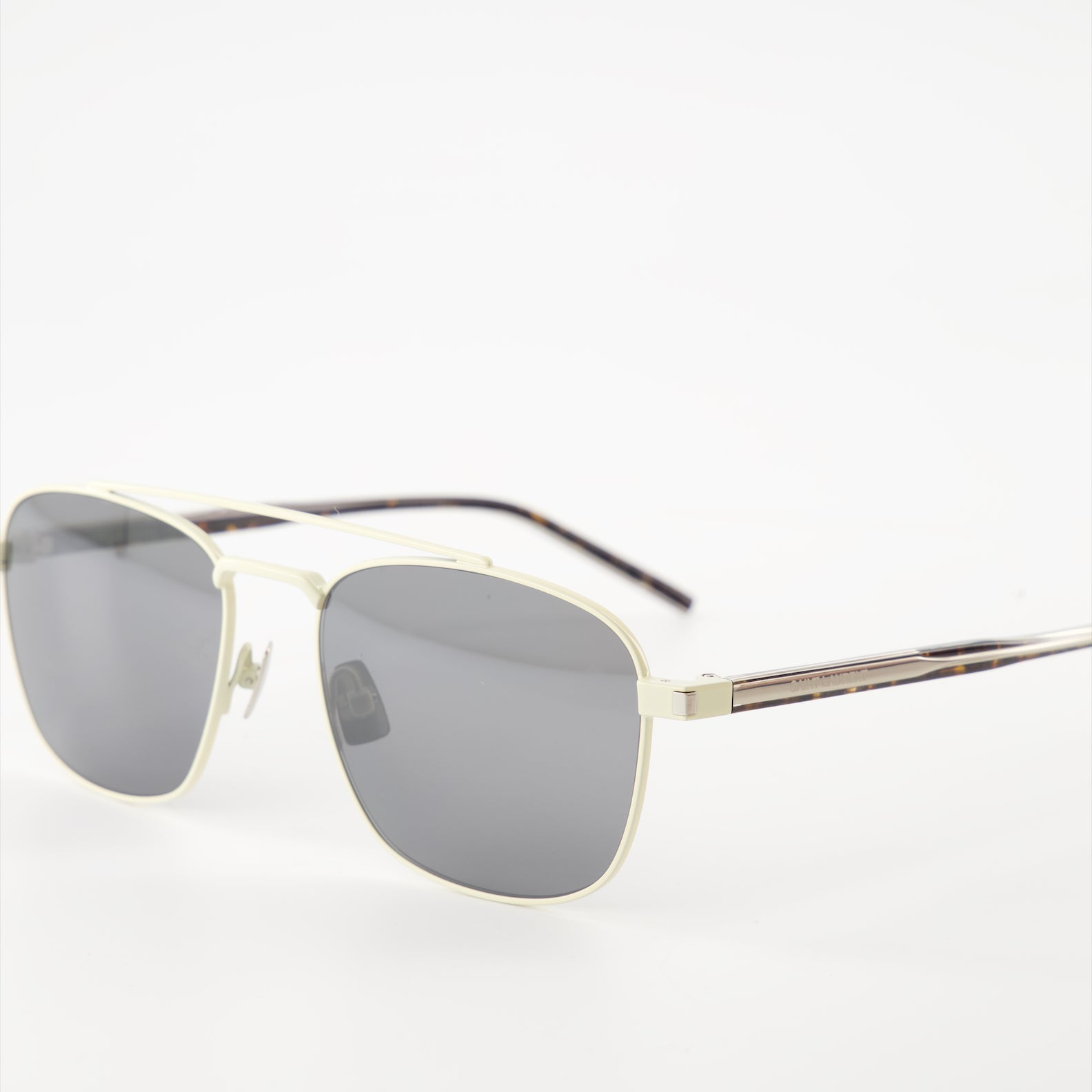 SL 665 aviator sunglasses, luxury aviator shades, Saint Laurent eyewear, unisex designer sunglasses, high-end fashion accessories