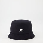 Immagine del cappello bucket in cotone nero classico di Courrèges per uomini - Stagione Primavera-Estate 2024 - Vista frontale