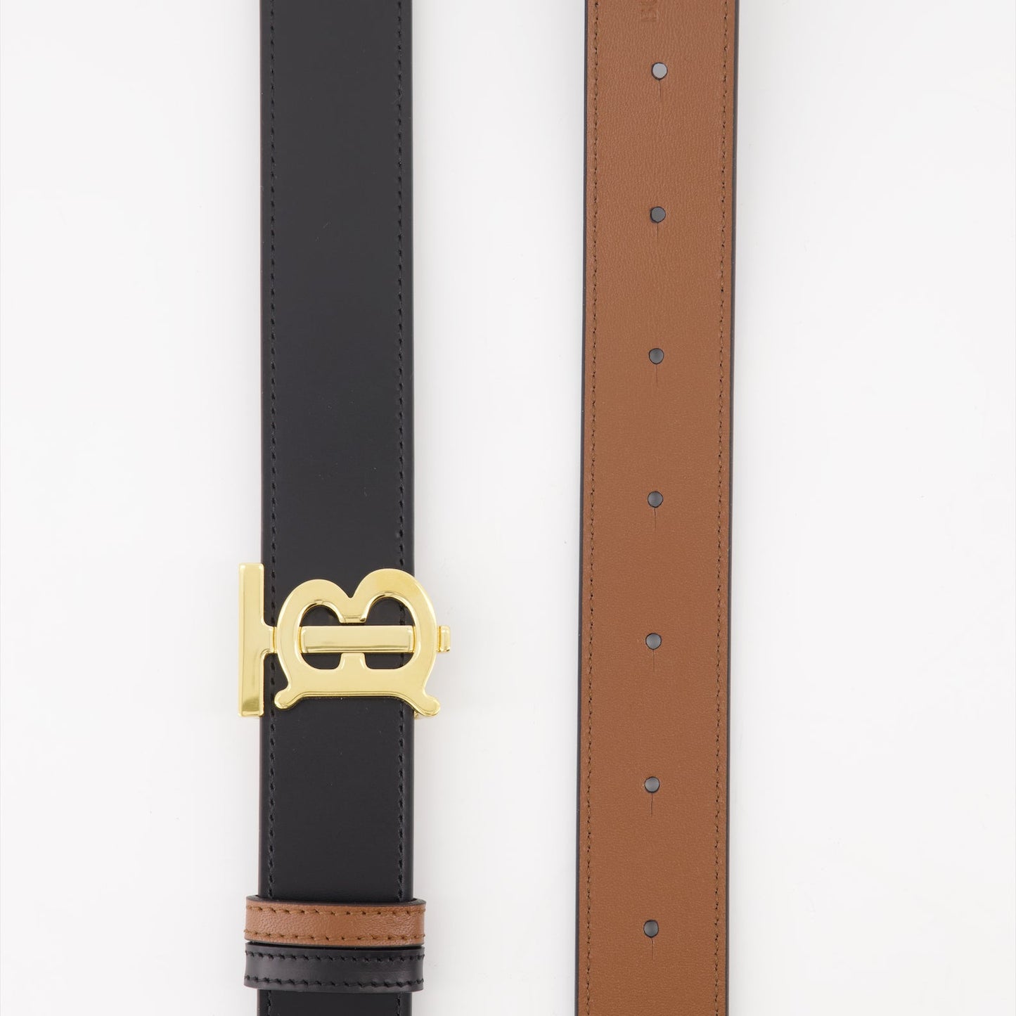 Burberry TB Belt, Reversible Leather Belt, Luxury Belt, Designer Belt, High-End Accessories