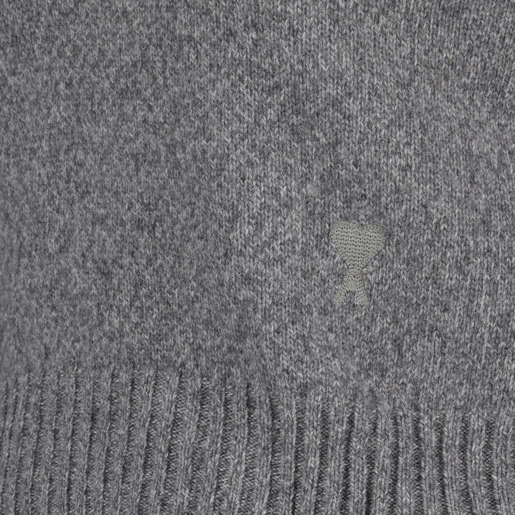 タートルネックセーター