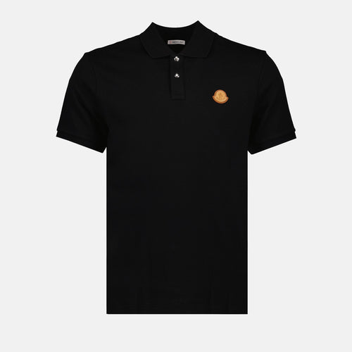 Polo Negro con Logo de Cuero