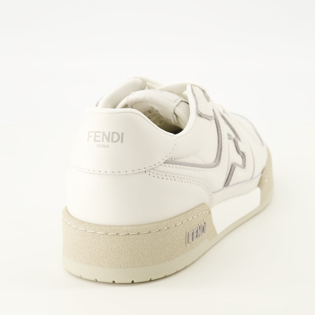 Erste Sandalen