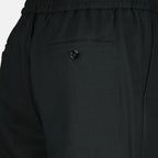 Bild von schwarzen Wollhosen von Ami PARIS für Herren - Saison Herbst-Winter 2025 - Produktdetailansicht 2
