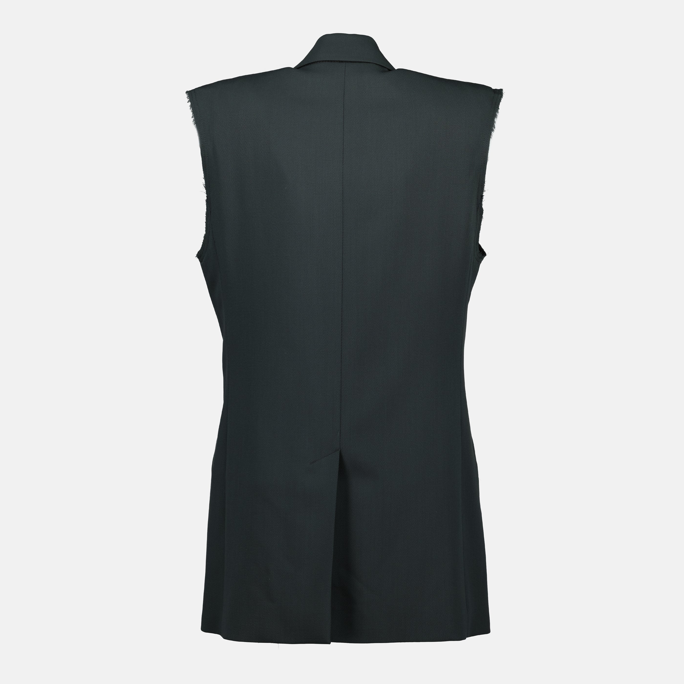 sleeveless blazer, wool blazer, AMI Paris, V-neck blazer, Autumn-Winter collection