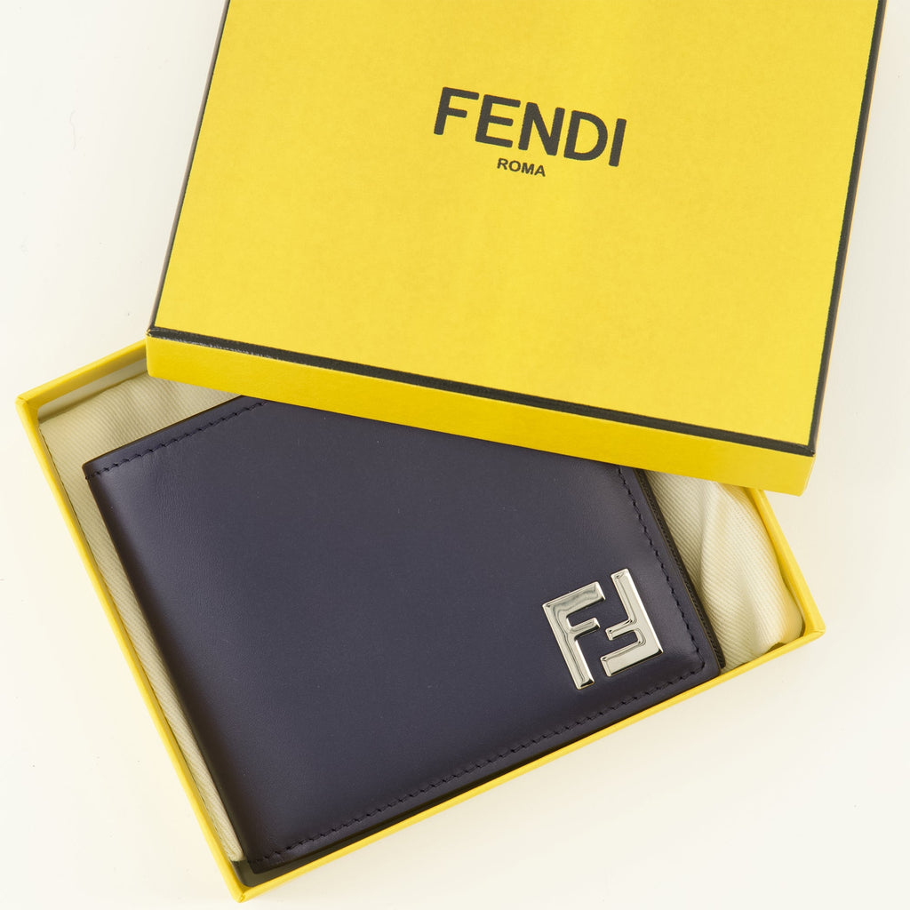 Image of FF Squared Wallet by Fendi for Men - Season Spring-Summer 2026 - Detail View 2