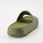 Bilde av Lilo Kaki Slide sandaler av Moncler for menn - Sesong Vår-Sommer 2025 - Bakvisning