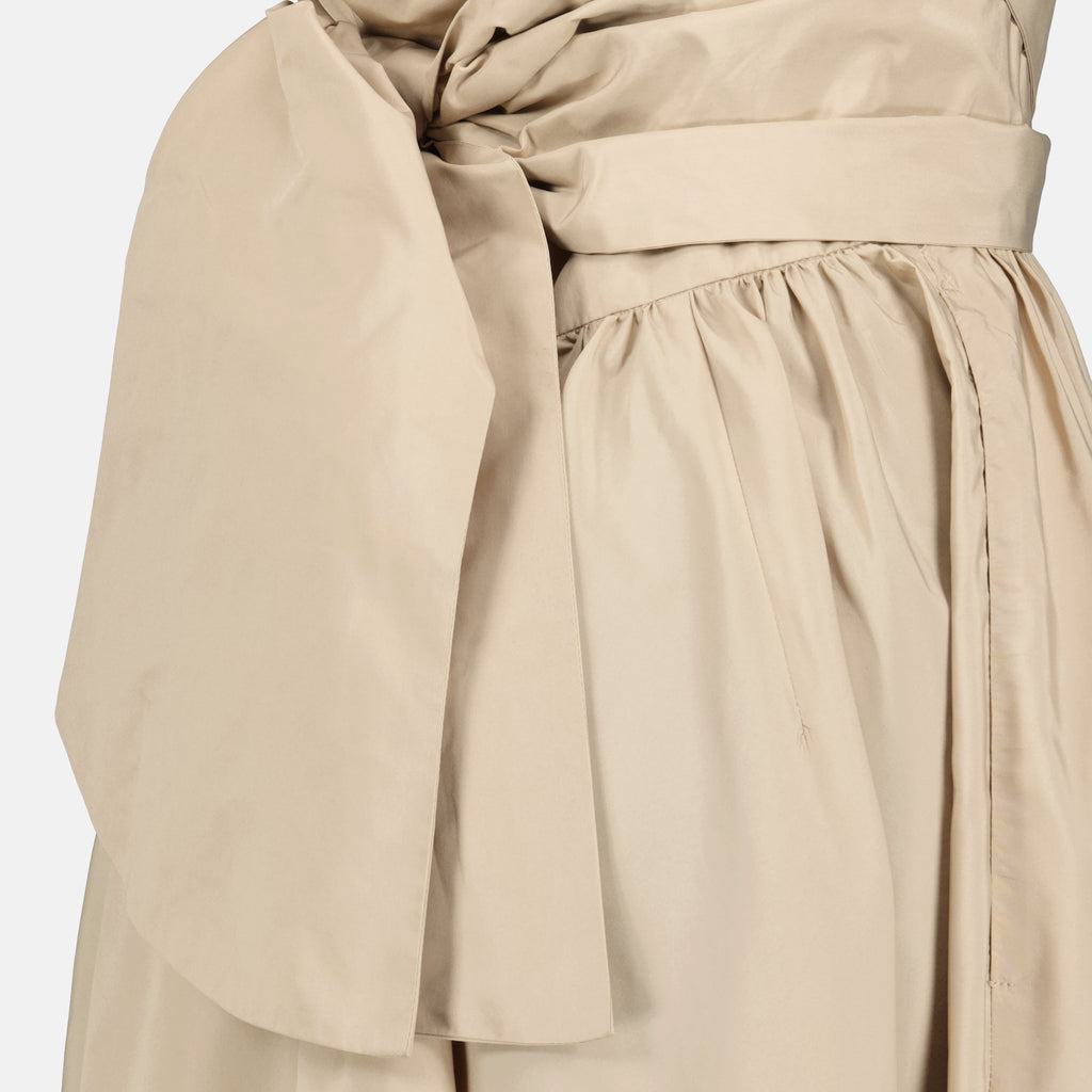 Bilde av en drapert kjole i resirkulert faille av Patou for kvinner - Sesong Vår-Sommer 2026 - Detaljvisning 2