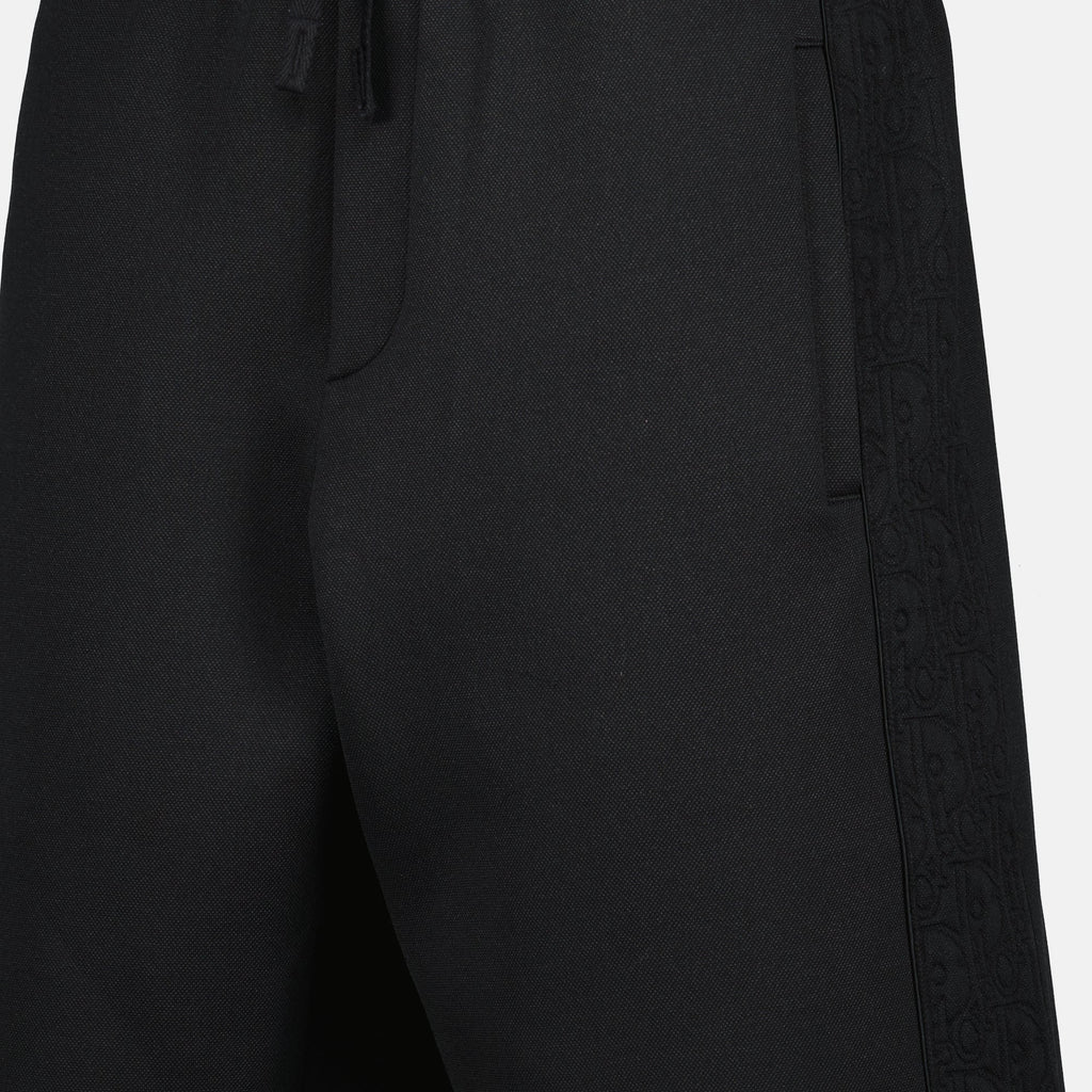 Image du short Dior Oblique noir de Dior pour hommes - Saison Automne-Hiver 2025 - Détail 1