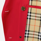 Immagine del trench coat Castleford di Burberry per donne - Stagione Autunno-Inverno 2025 - Dettaglio 8
