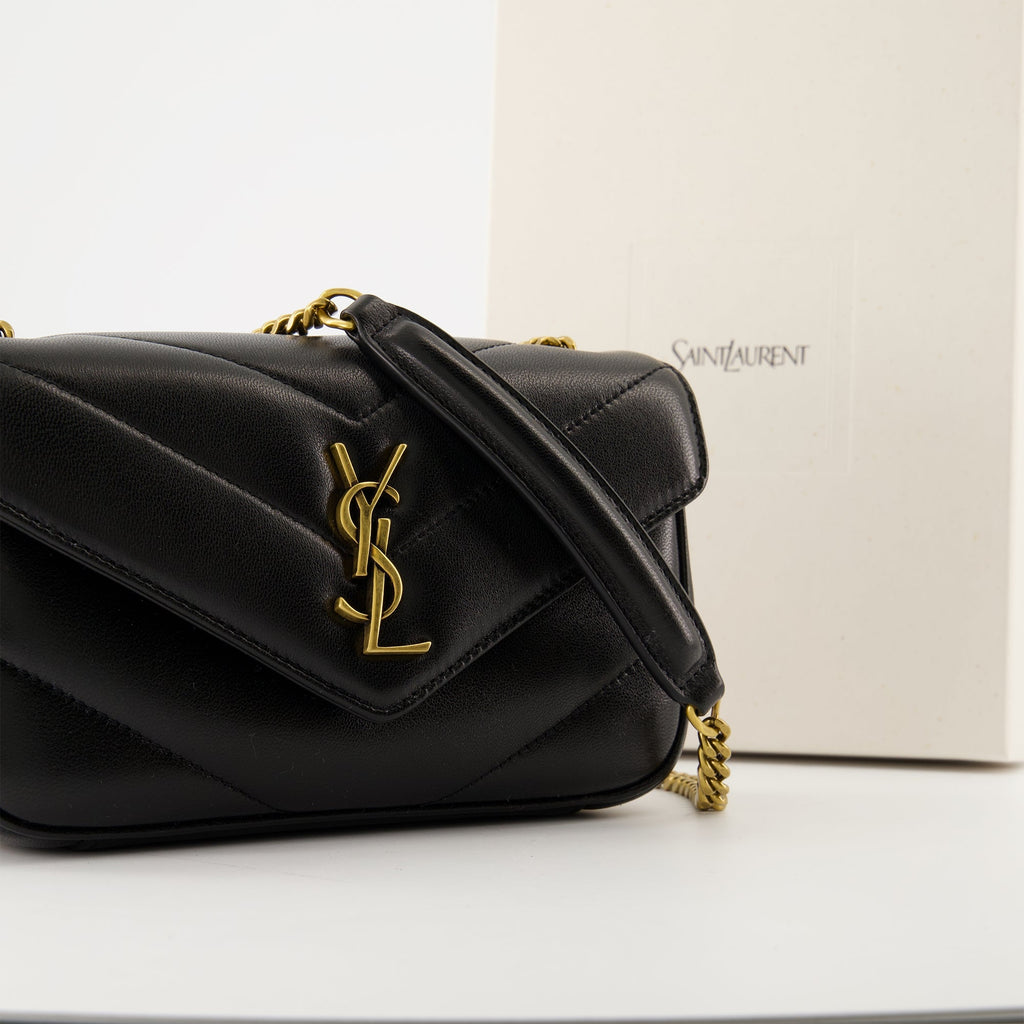 Imagen de Loulou Mini Bag de Saint Laurent para Mujeres - Temporada Otoño-Invierno 2025 - Vista de detalle 1