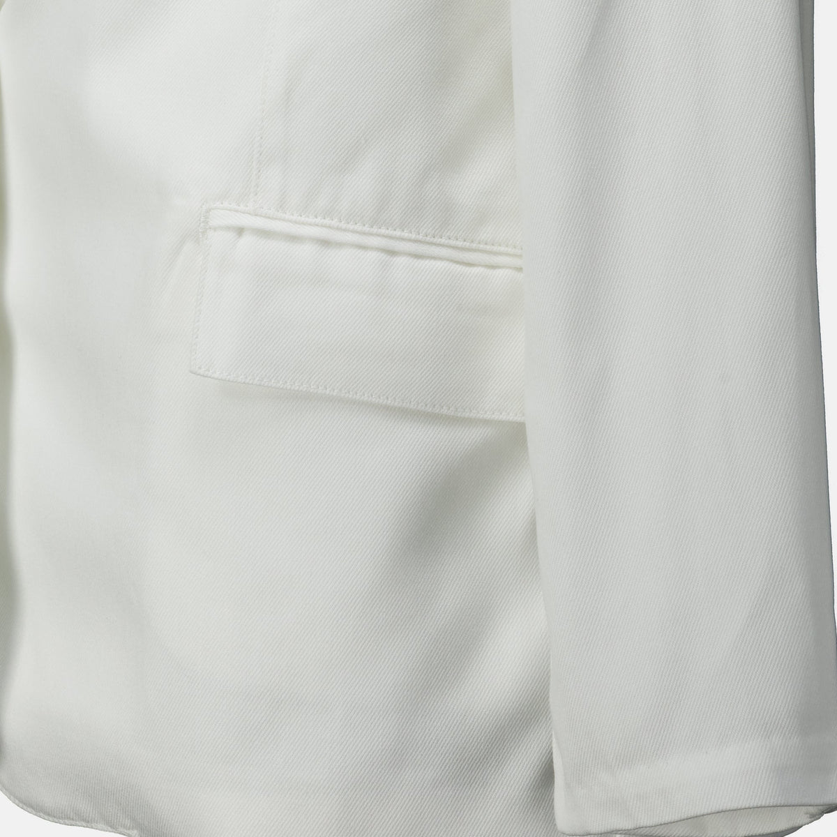 Taillierte Satin-Denim-Jacke