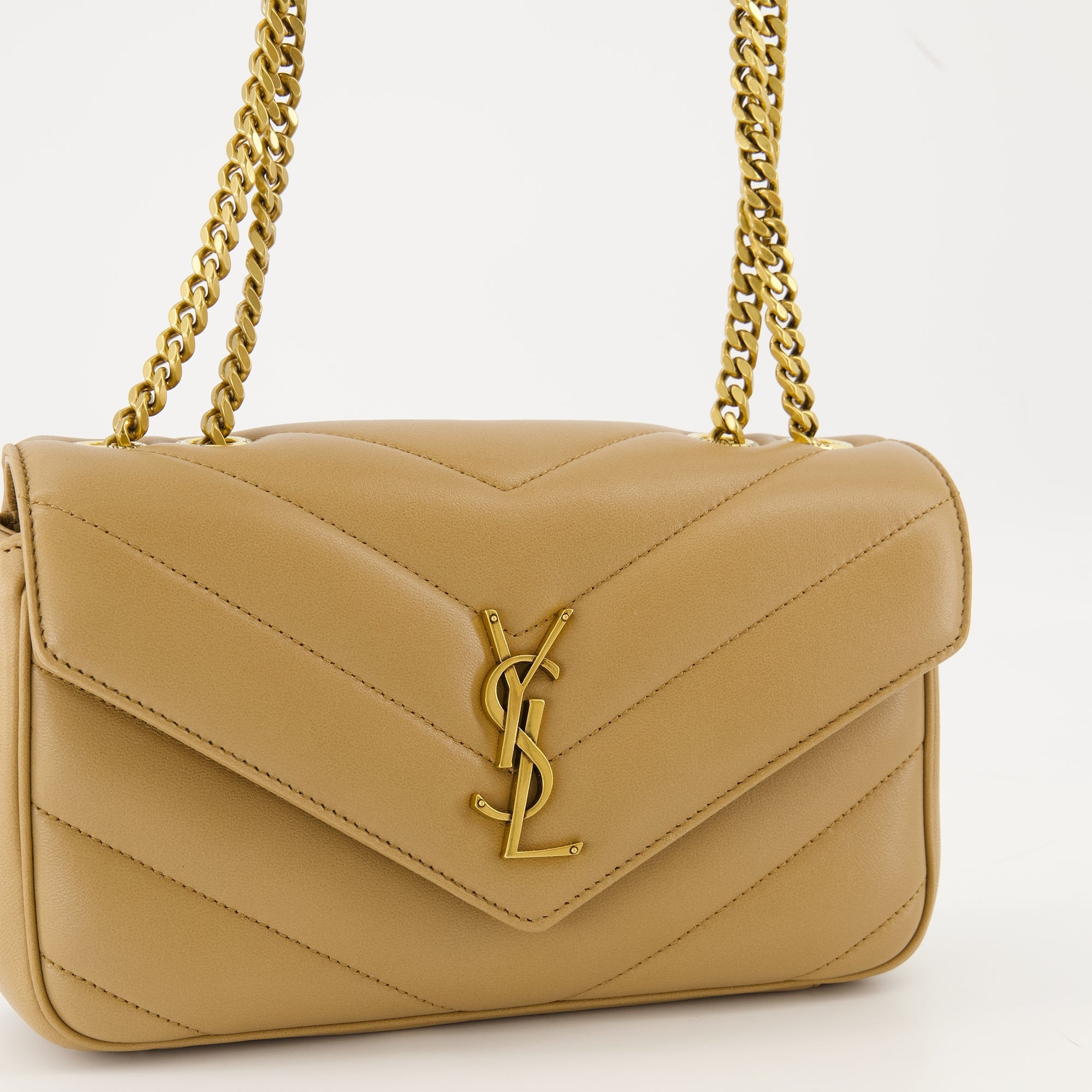 Image of Le Sac Loulou Small Beige by Saint Laurent for Women - Season Autumn-Winter 2025 - Detail View 1