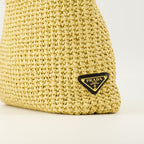 Image d'un sac fourre-tout en crochet par Prada pour femmes - Saison Printemps-Été 2026 - Détail 2