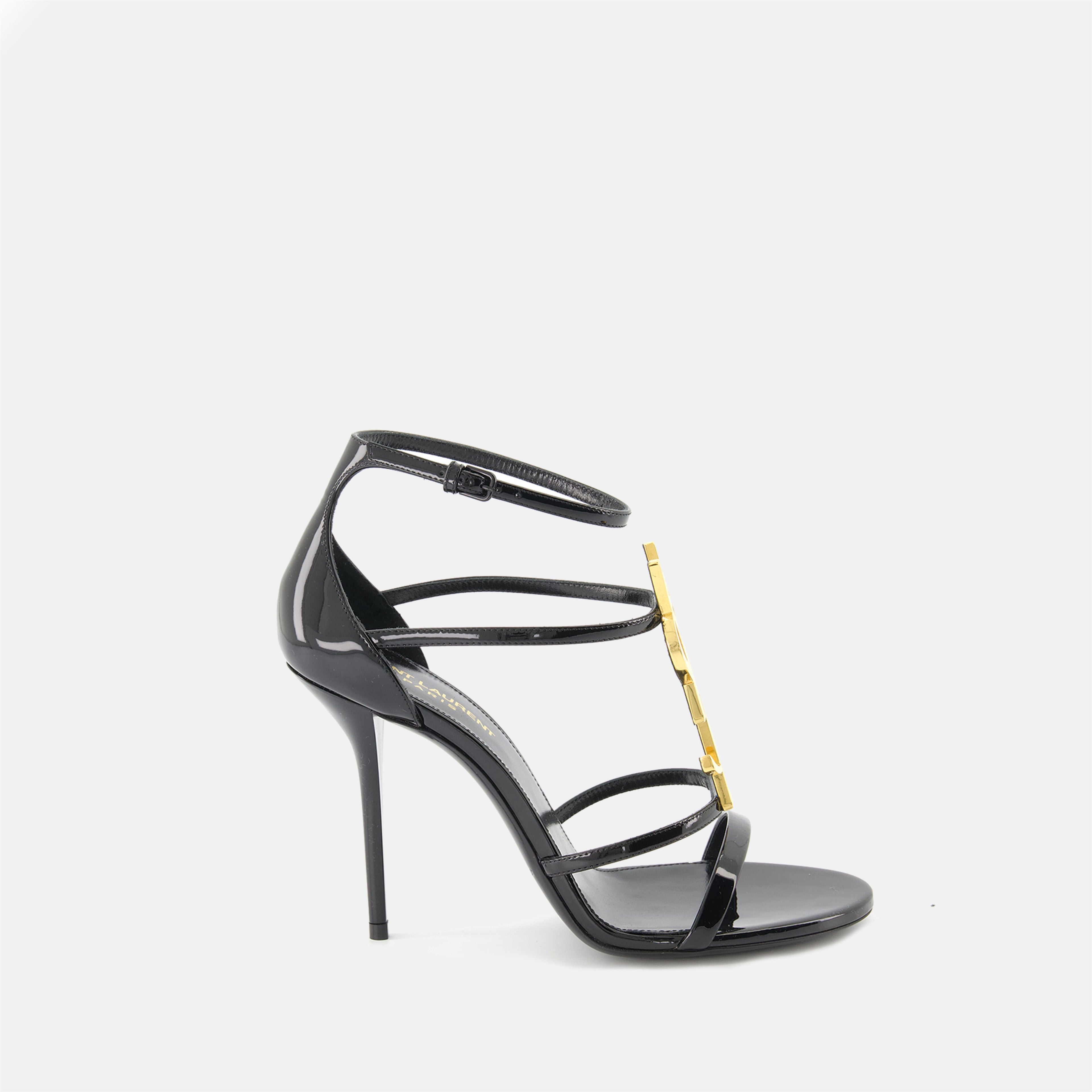 Imagen de los tacones Cassandra de Saint Laurent para mujeres - Temporada Primavera-Verano 2025 - Vista lateral derecha
