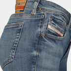 Imagen de los jeans bootcut D-Ebbey 1969 de Diesel para mujeres - Temporada primavera-verano 2025 - Vista de detalle 1