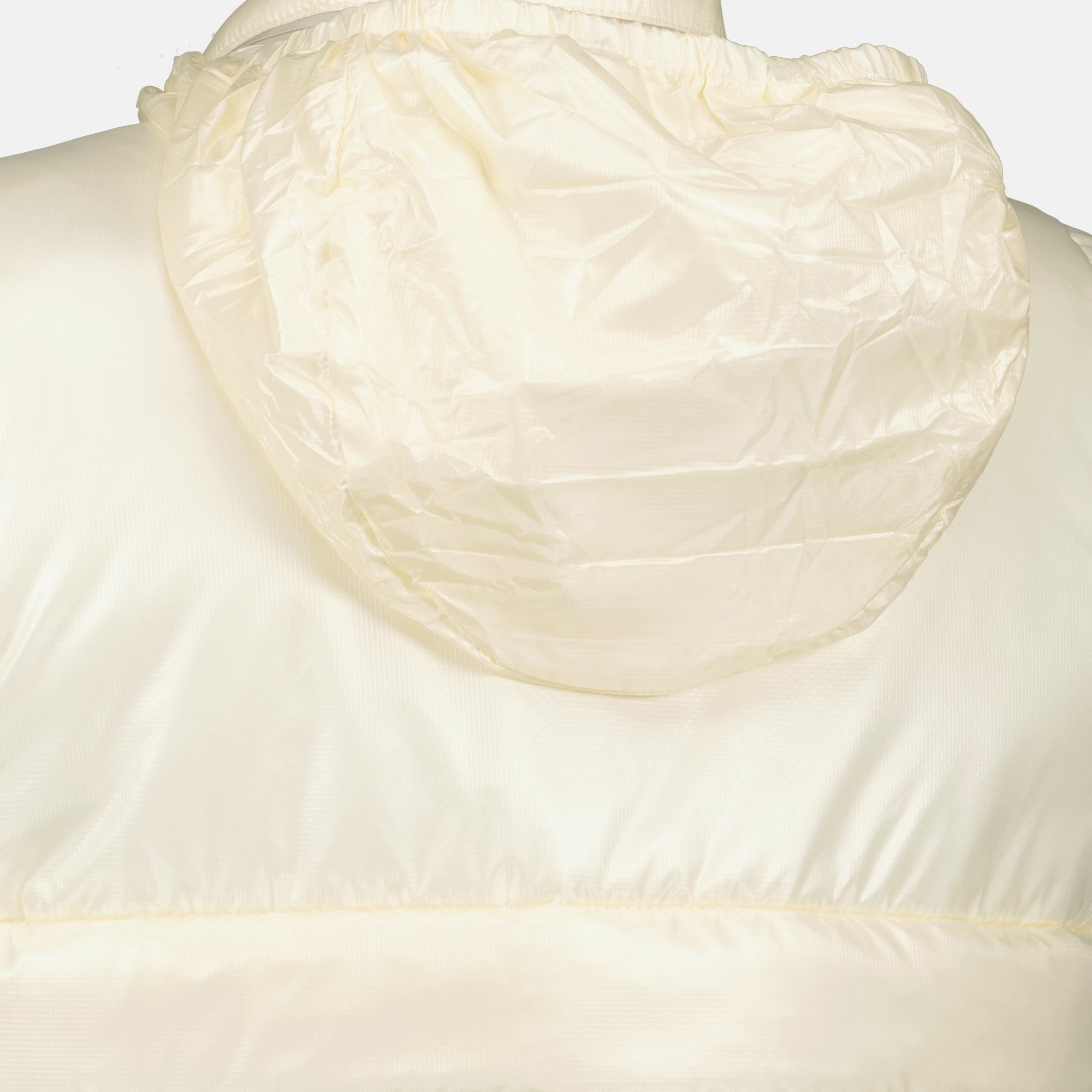 Image of Doudoune sans manches Gumiane by Moncler Grenoble for Women - Season Spring-Summer 2026 - Detail View 2