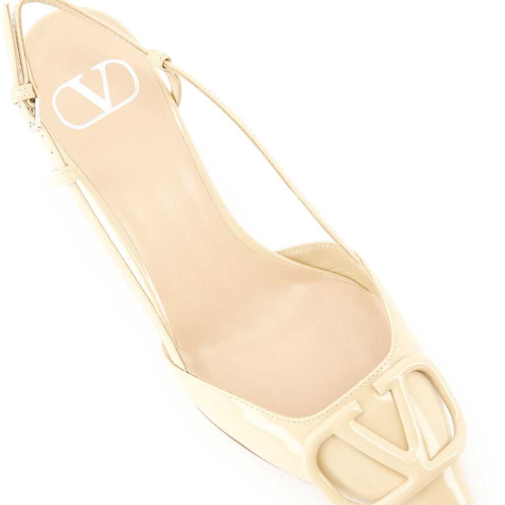 VLogo pumps, patent leather heels, Valentino Garavani, pointed toe pumps, adjustable ankle strap
