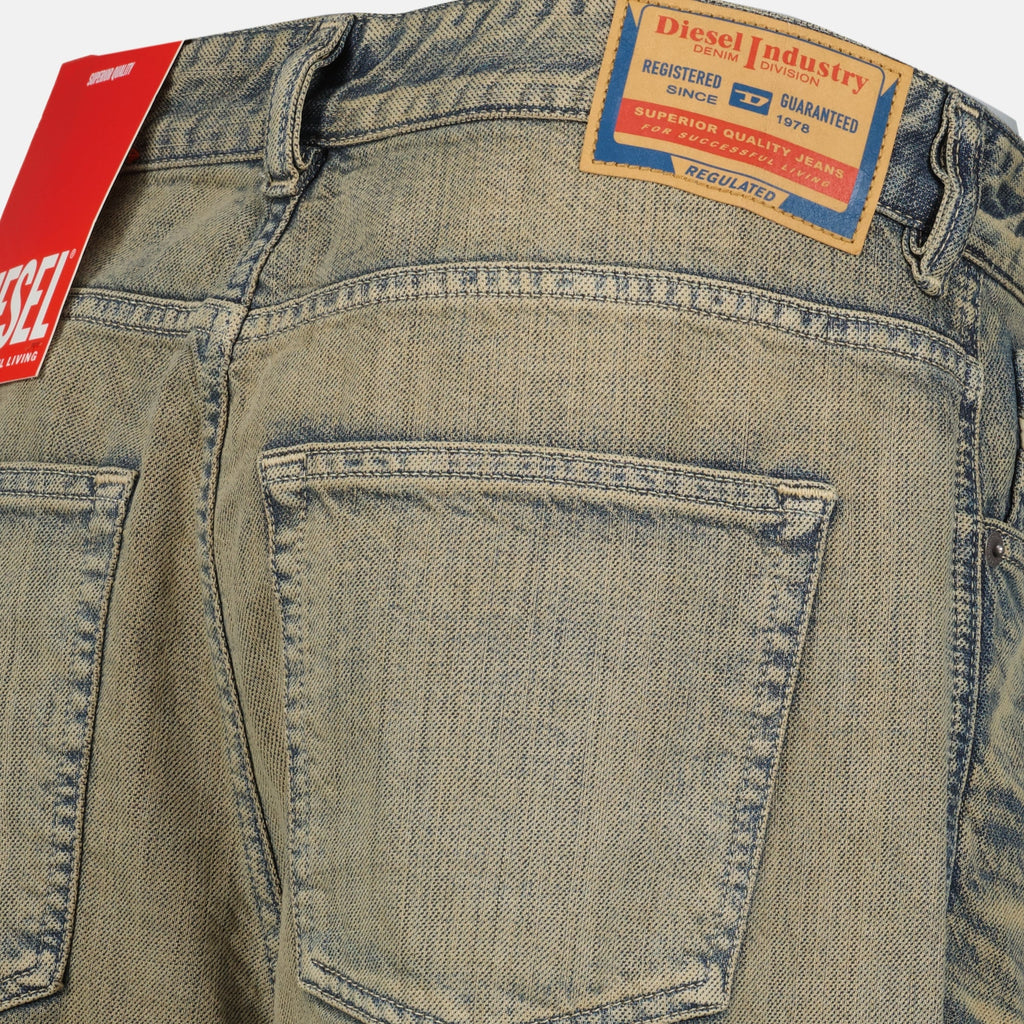 wide-leg jeans, Diesel 1996D-Sire, blue-grey denim, five-pocket design, casual style