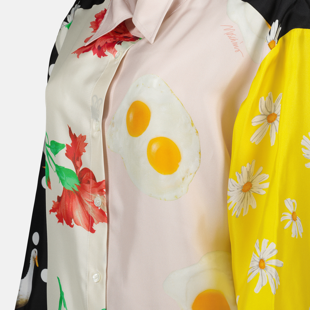 Image de chemise en soie imprimée de fleurs et d'œufs par Moschino pour femmes - Saison printemps-été 2025 - Détail vue 1
