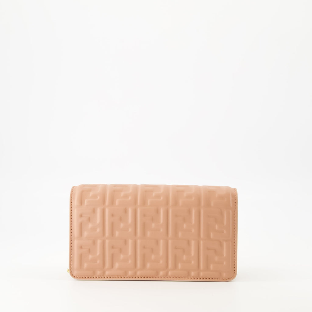 Image of Pink Chain Wallet by Fendi for Women - Season Spring-Summer 2025 - Product detail view 2