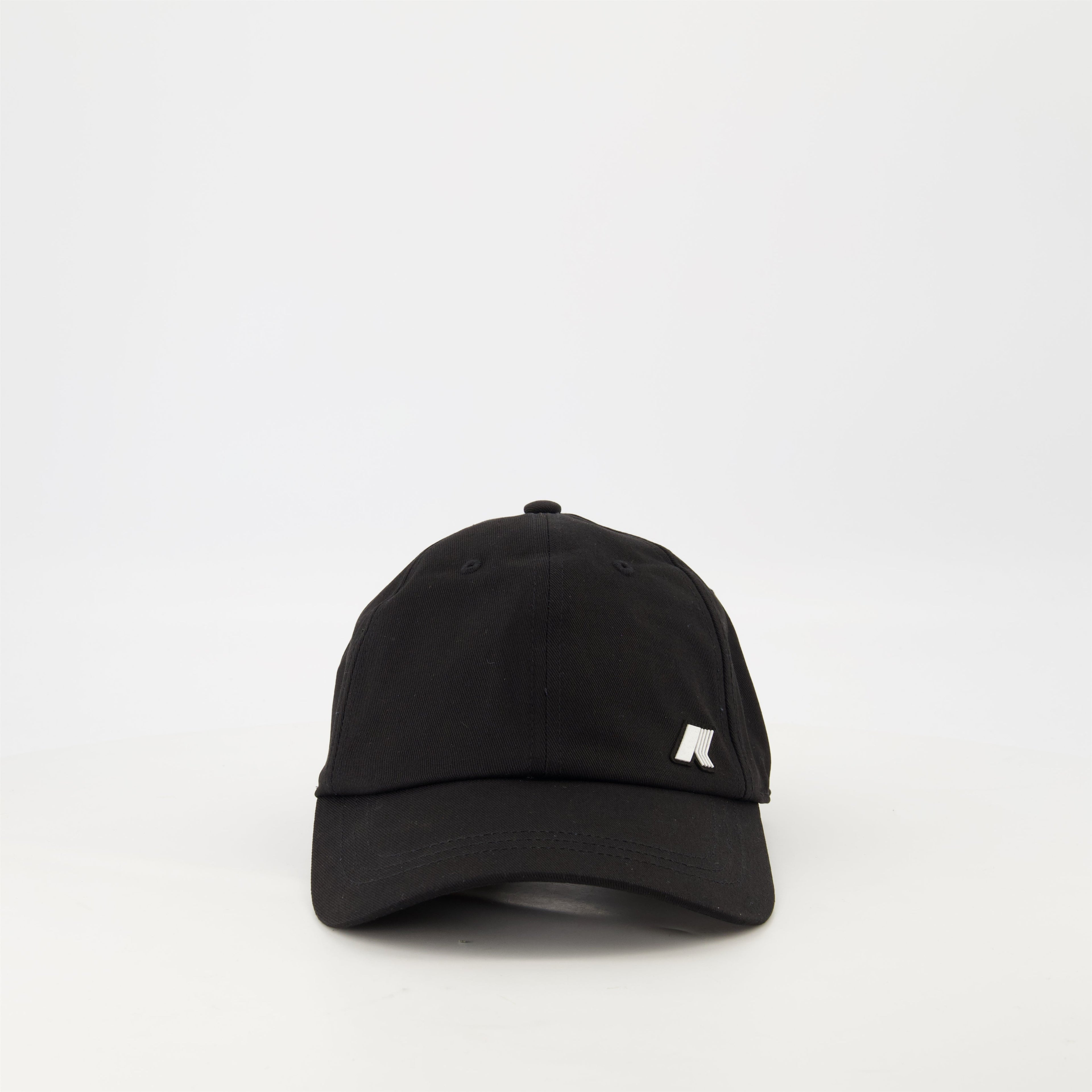 black cap, adjustable cap, unisex accessory, technical twill, silicone logo