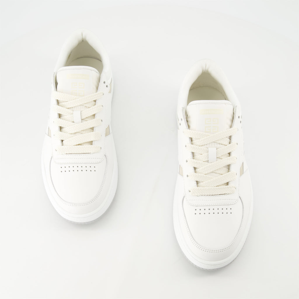 Image des baskets en cuir G Move de Givenchy pour hommes - Saison Printemps-Été 2025 - Vue de dessus du couple