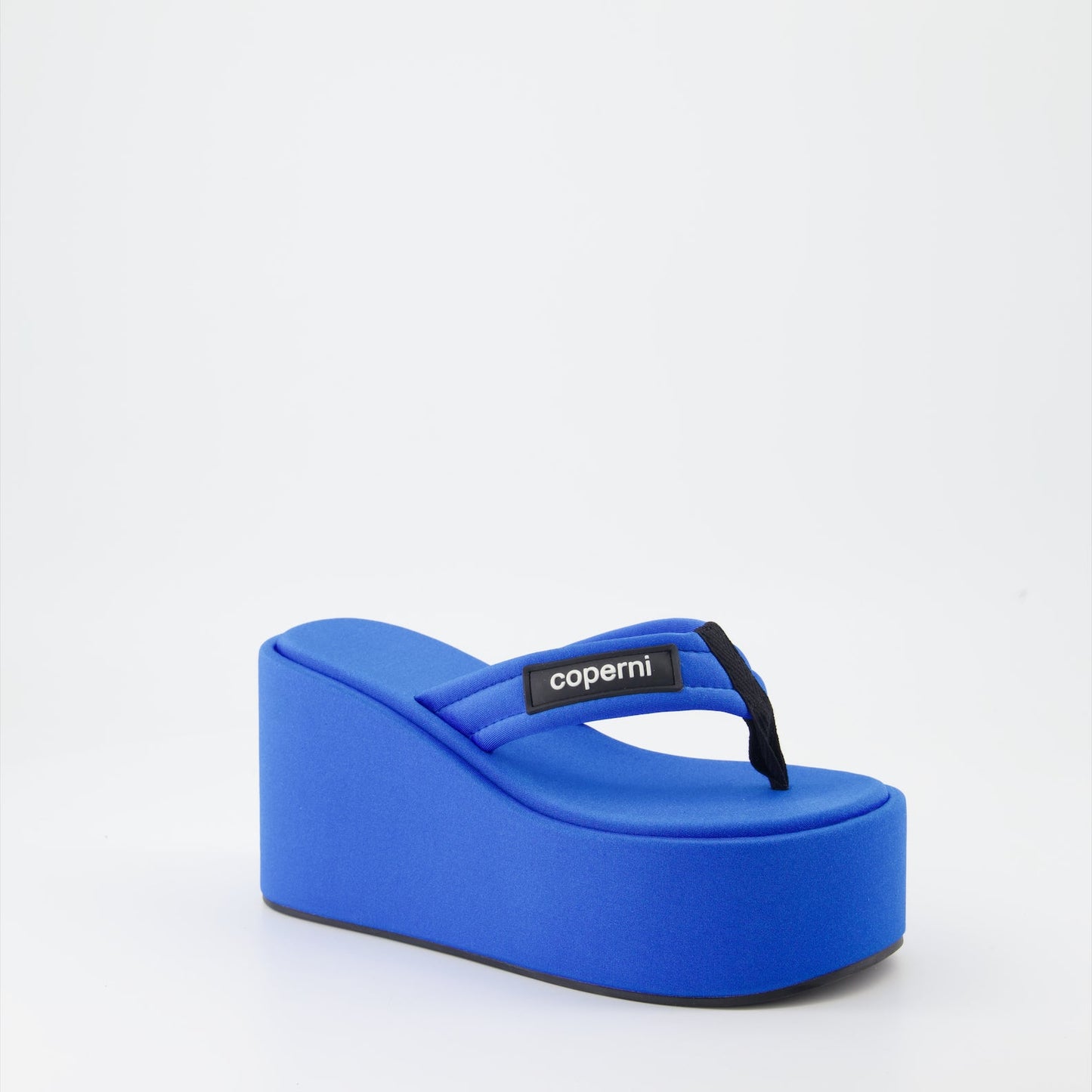 platform tongs, nylon tongs, luxury footwear, Coperni tongs, blue platform sandals