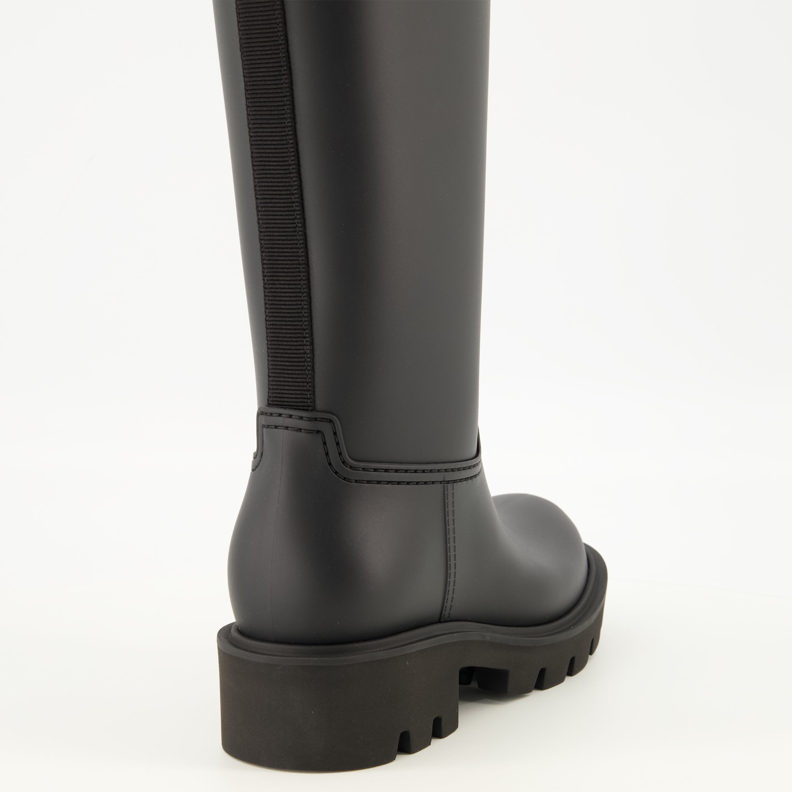 Kickstream Boots