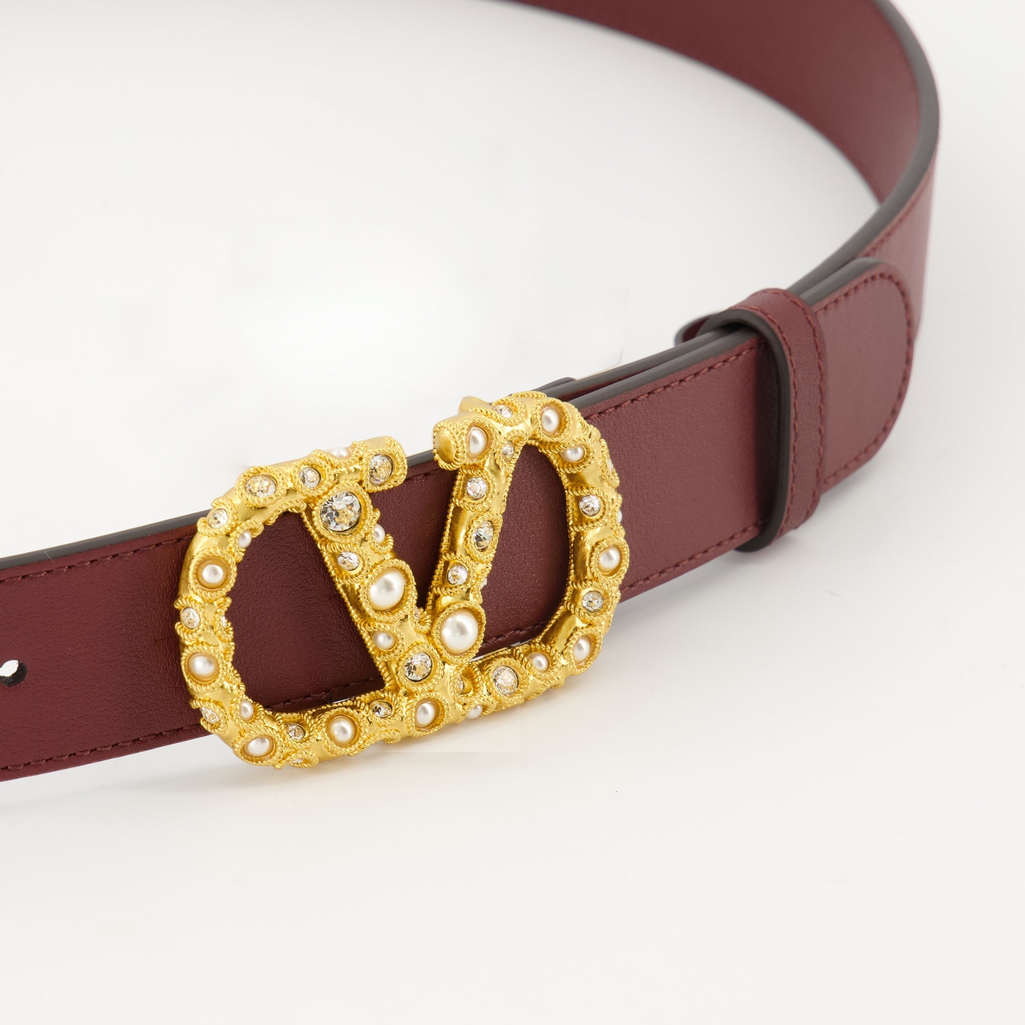 Vlogo belt, Valentino Garavani, bordeaux belt, Swarovski crystals, luxury accessories