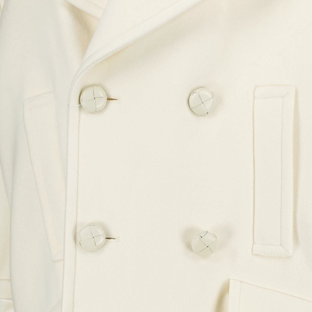Image of White Wool Coat by Mm6 for Women - Season Autumn-Winter 2025 - Product detail view 2