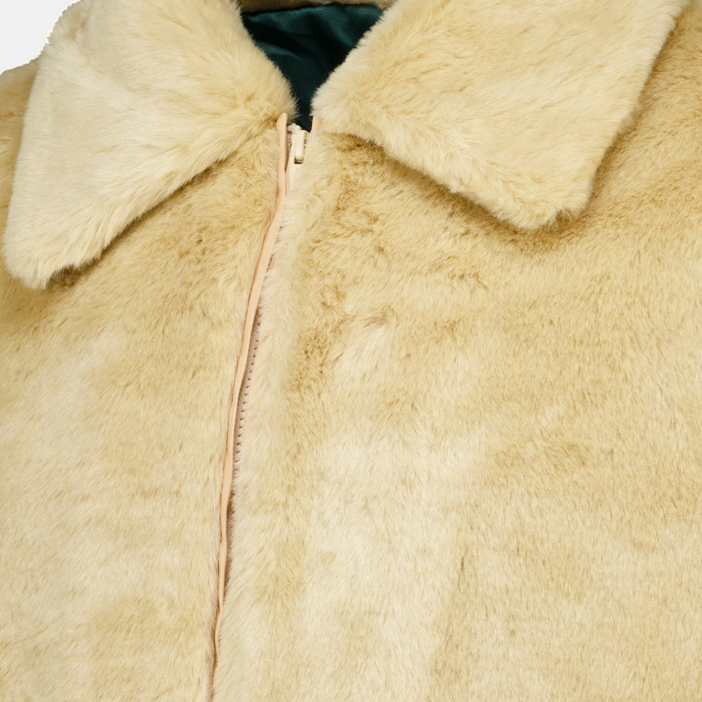 Beige jakke i fuskepels