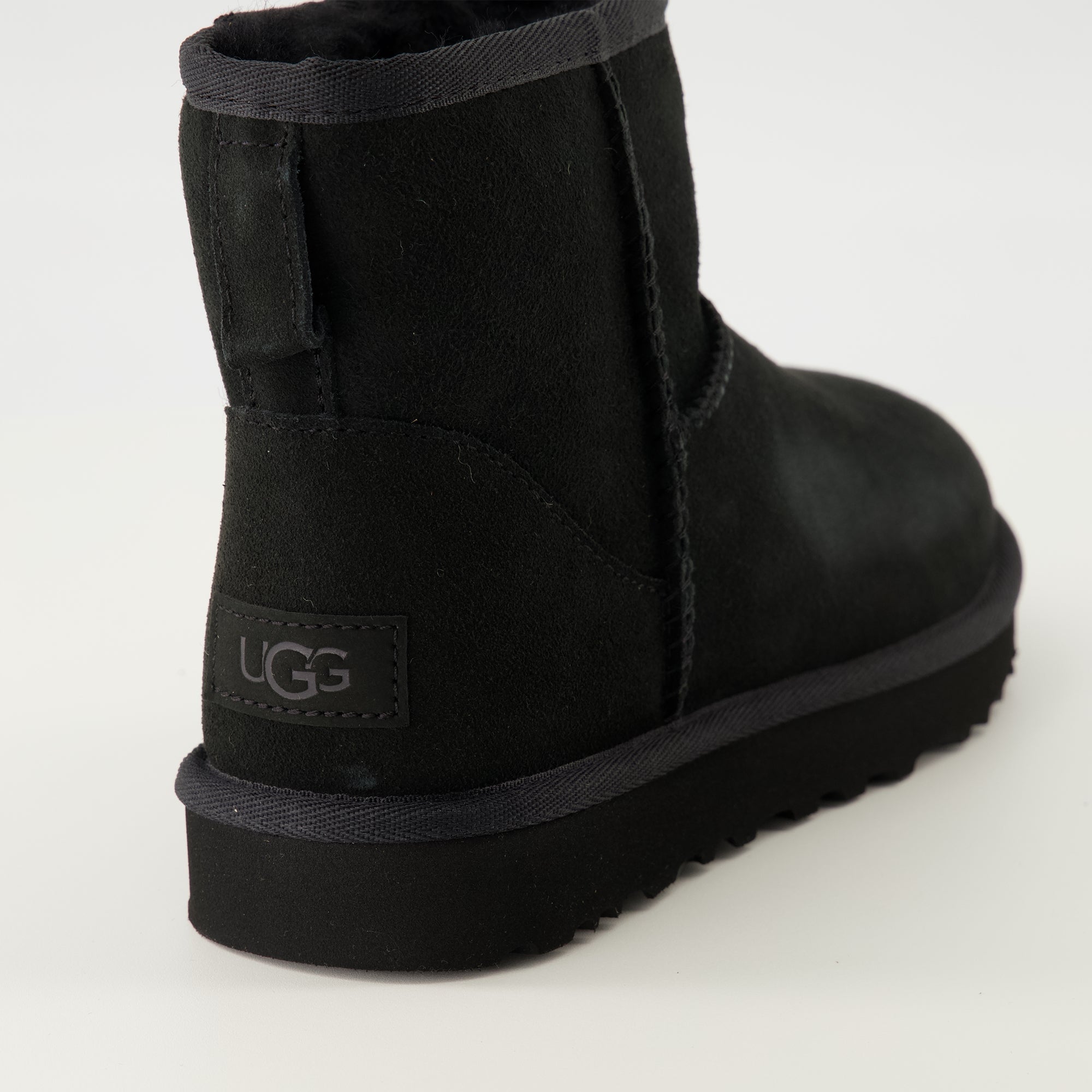 classic mini ii black suede boots we in style ugg women 15636663632252