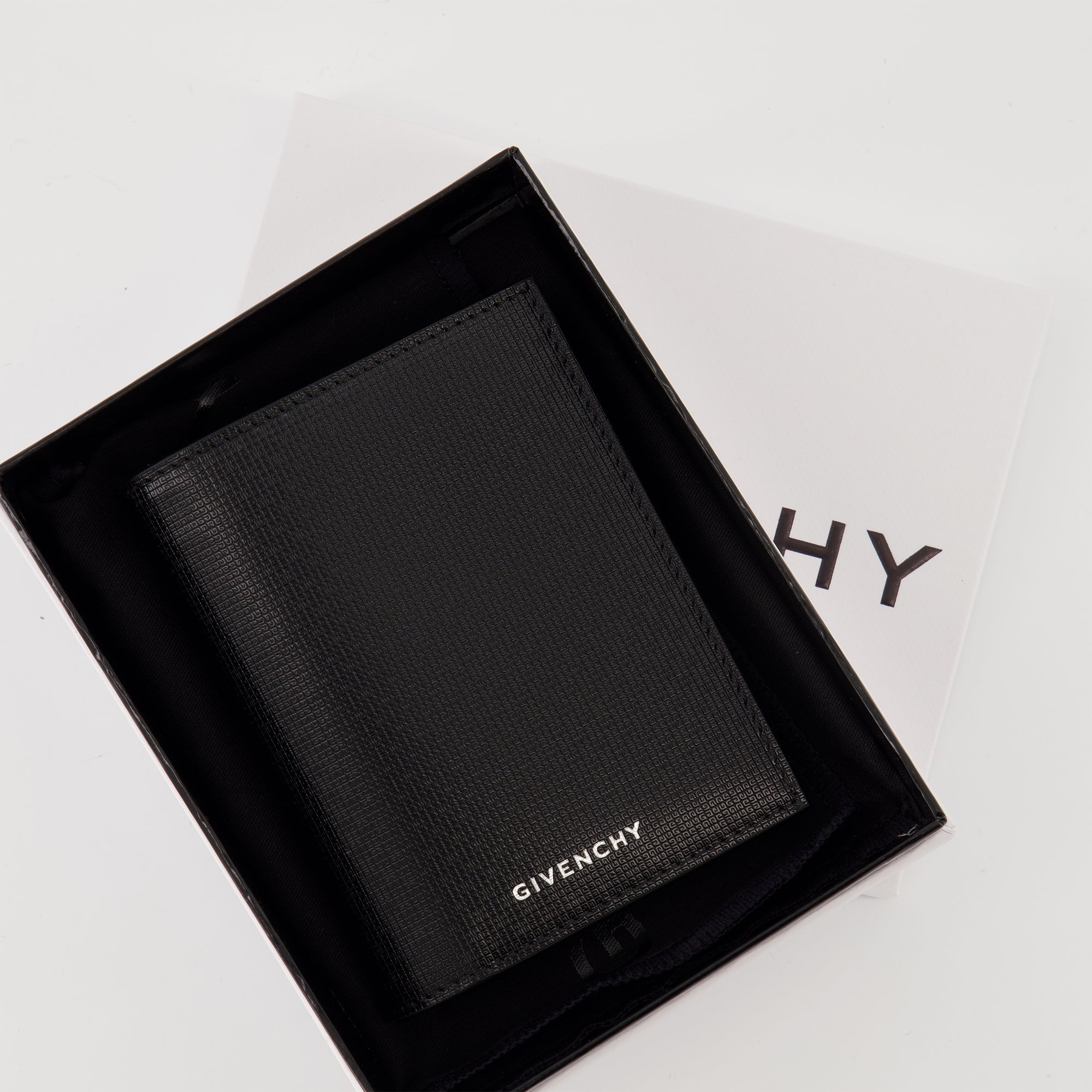 Givenchy cardholder, leather cardholder, 4G embossed accessories, luxury accessories, men's cardholder
