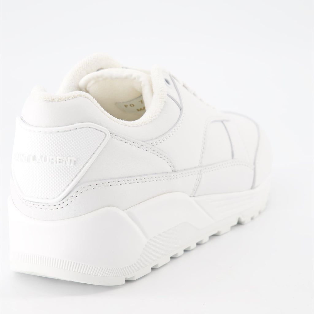 Image de baskets en cuir lisse Bump de Saint Laurent pour hommes - Saison Automne-Hiver 2023 - Vue arrière