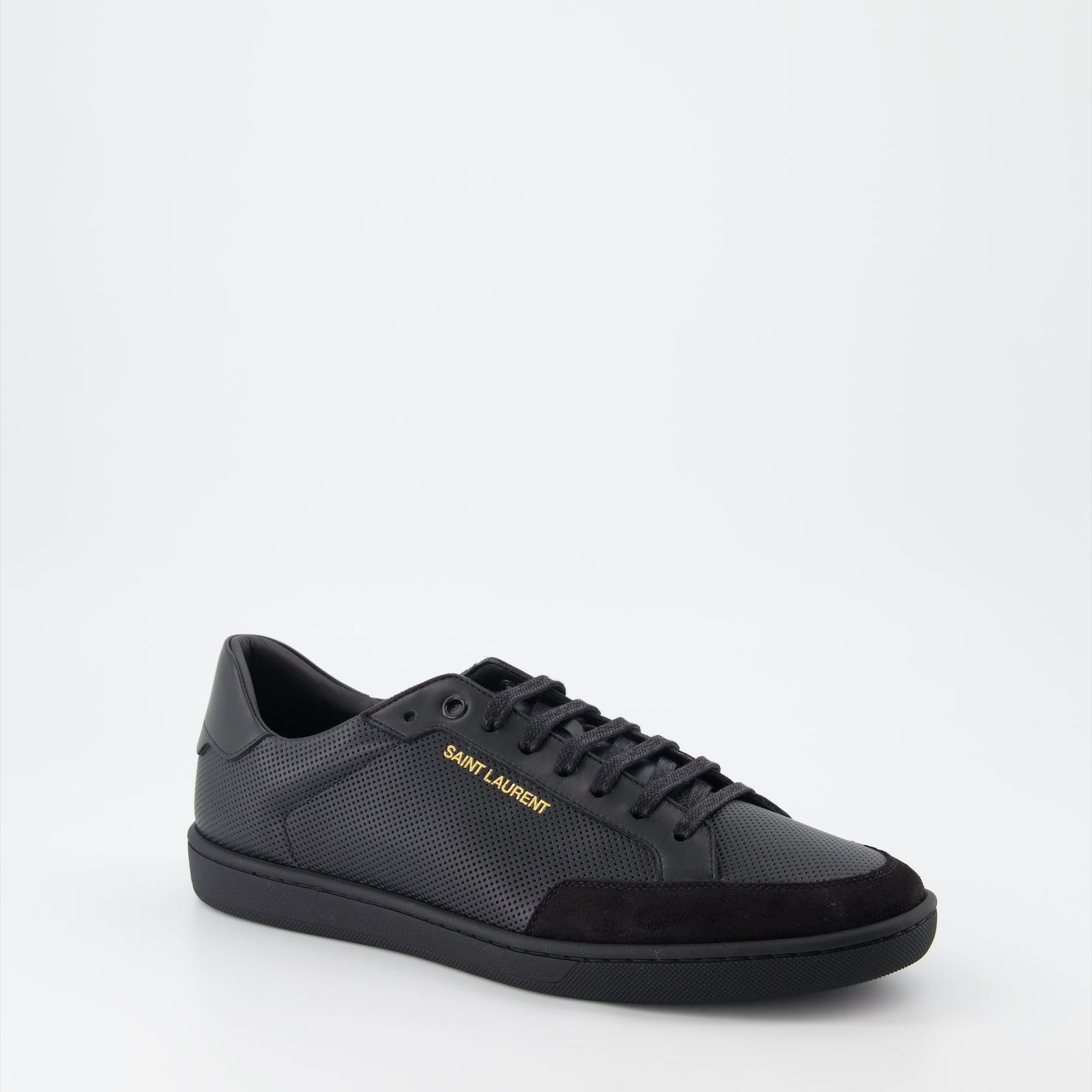 Image de baskets en cuir et daim Classic SL/10 par Saint Laurent pour hommes - Saison Automne-Hiver 2023 - Vue de face droite en trois quarts