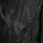 Immagine del Teddy in twill di seta Cassandre di Saint Laurent per uomini - Stagione Autunno-Inverno 2023 - Vista dettaglio prodotto 2