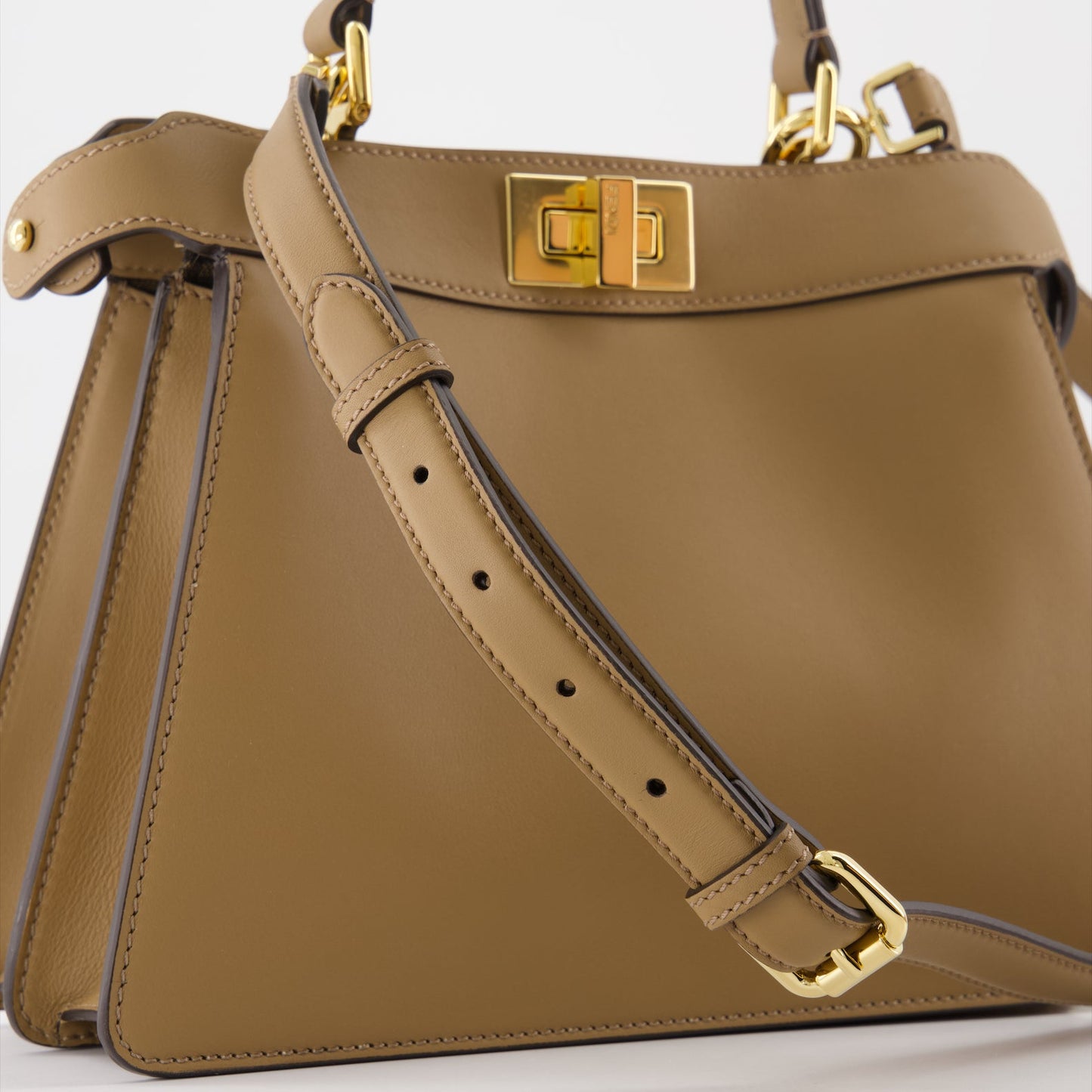 Fendi, Peekaboo ISeeU, luxury bag, brown bag, Italian craftsmanship