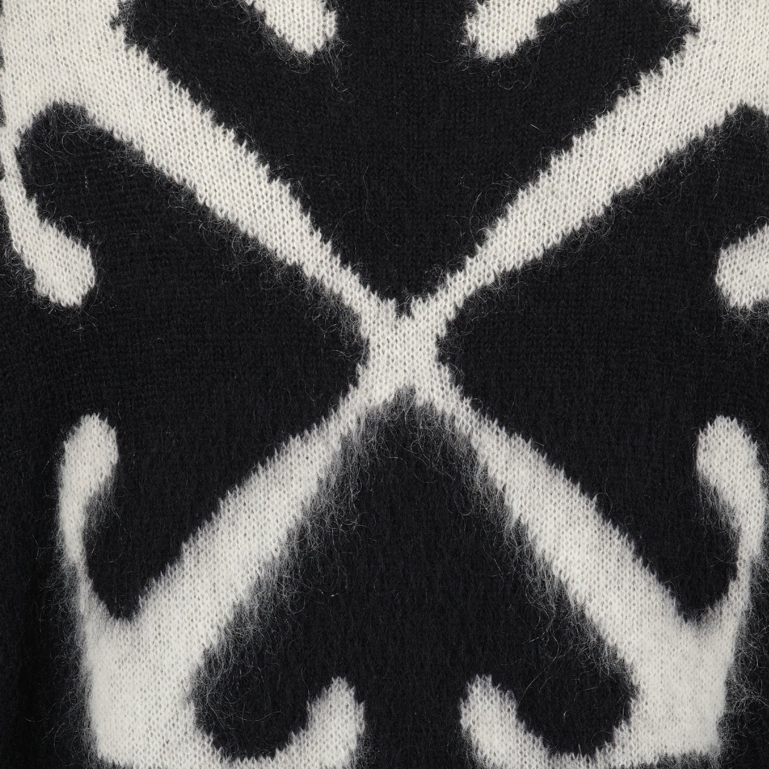 ブラックモヘアアロースウェット