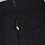 Bild von schwarzen technischen Stoffhosen von Moncler Grenoble für Herren - Saison Frühling-Sommer 2023 - Detailansicht 5