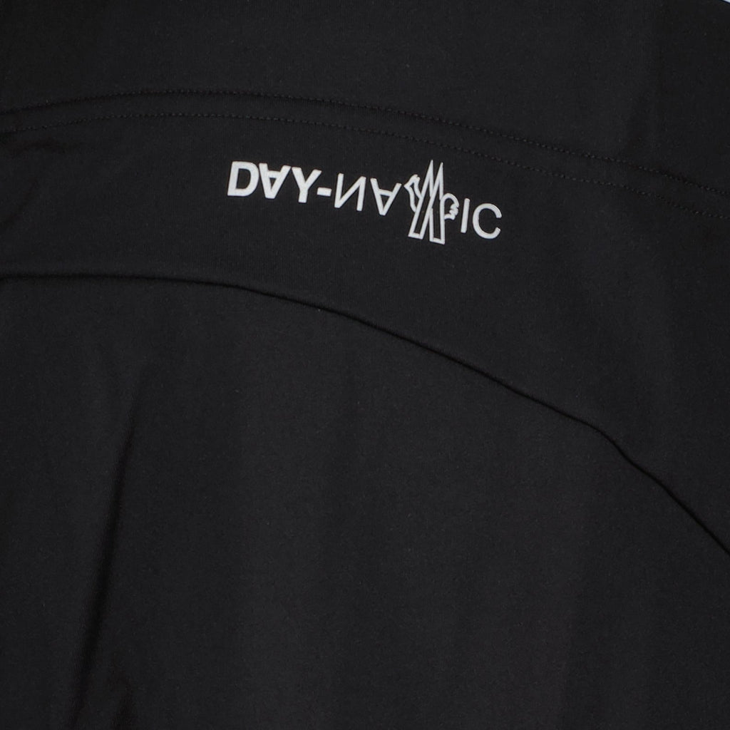 Bilde av svarte tekniske stoffbukser fra Moncler Grenoble for menn - Sesong Vår-Sommer 2023 - Detalj 8