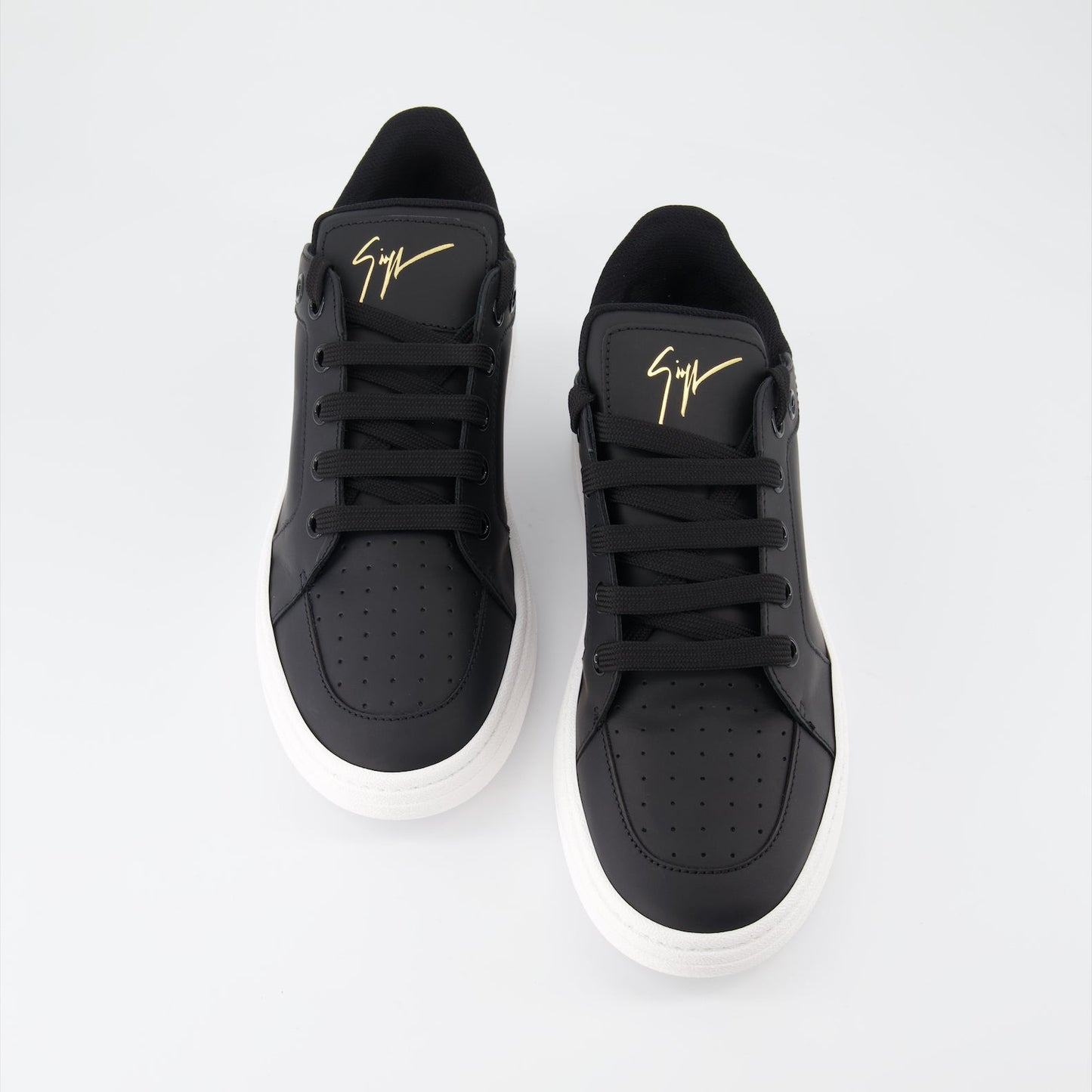 Giuseppe Zanotti, black leather sneakers, luxury men's shoes, designer footwear, GZ94 sneakers