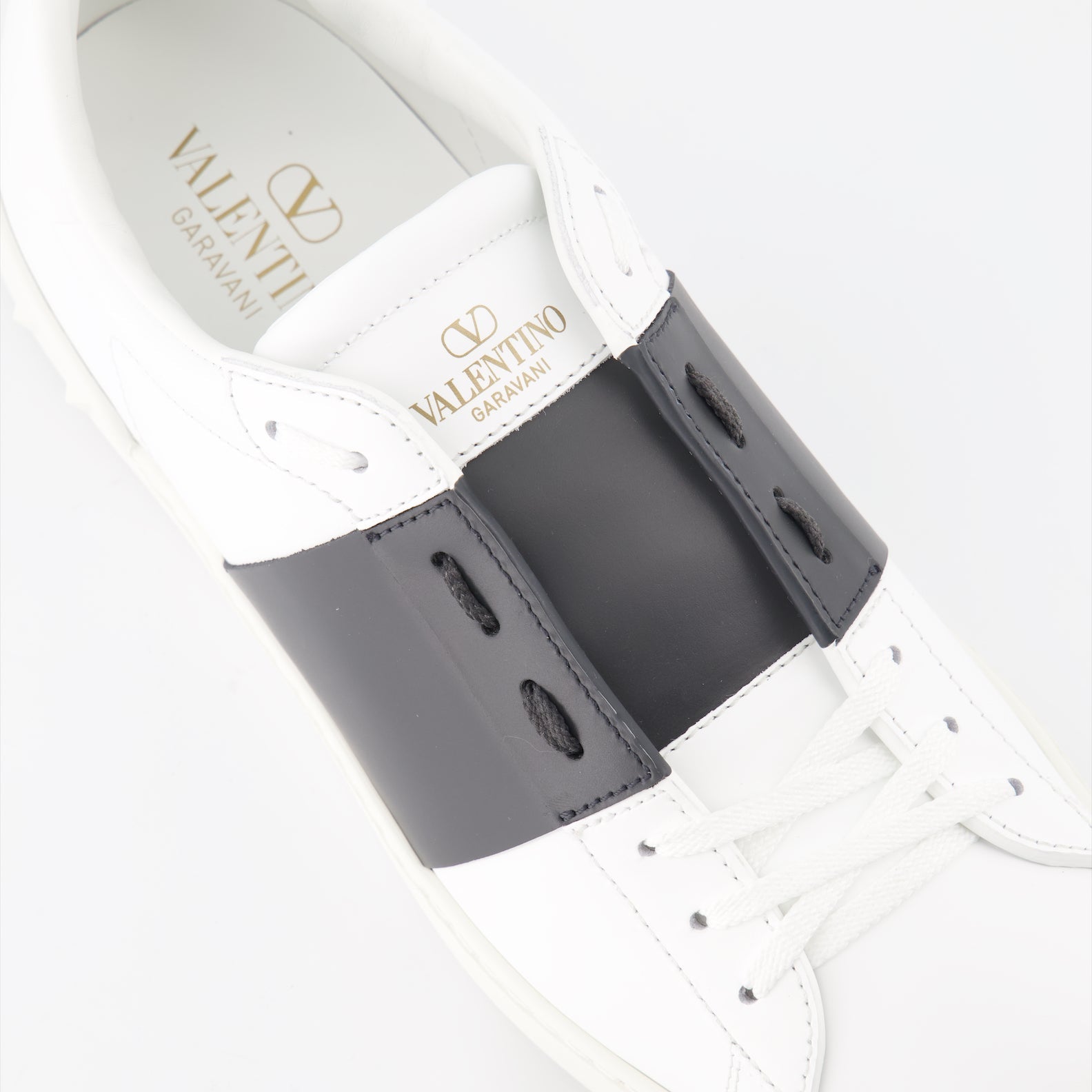 Valentino Garavani sneakers, luxury men's footwear, white-grey sneakers, designer sneakers, Valentino shoes